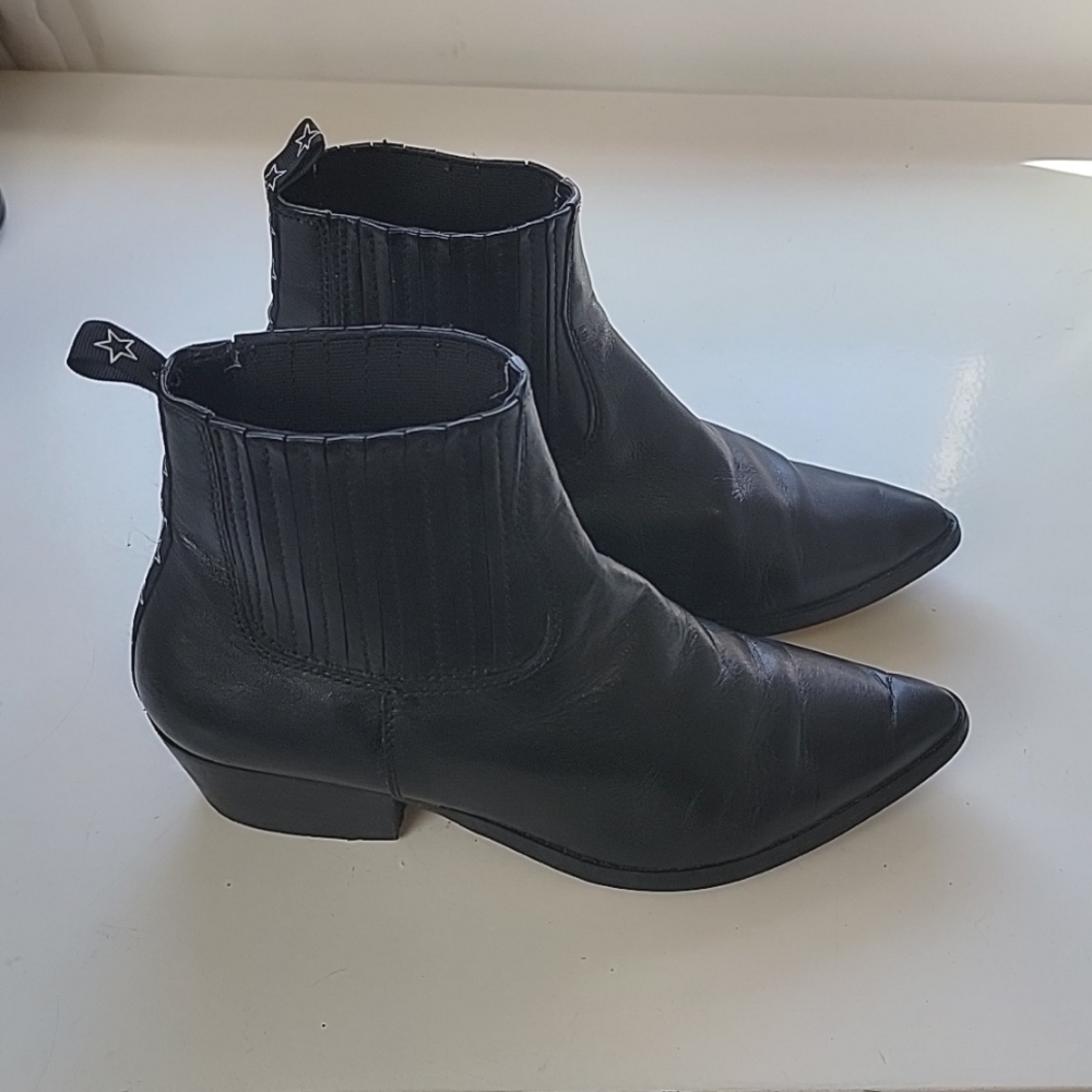 Steve Madden westie chelsea black ankle boots